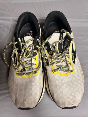 Brooks Women's Trace shoes